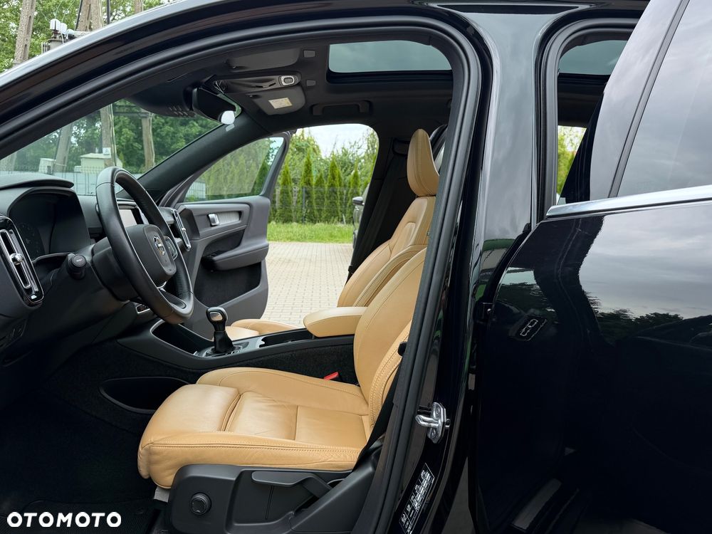 Volvo XC 40 T3 Inscription - 30