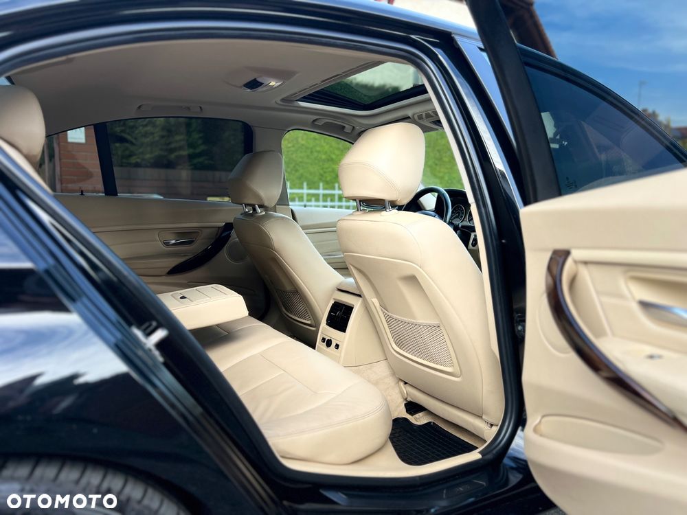 BMW Seria 3 - 24