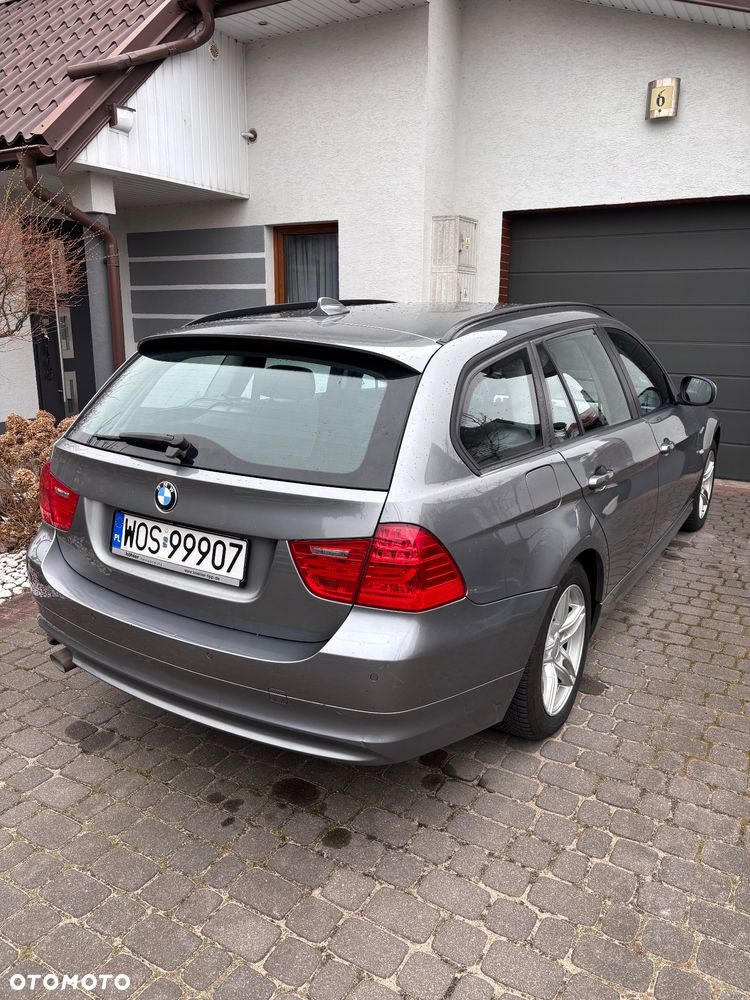 BMW Seria 3 318d DPF - 3
