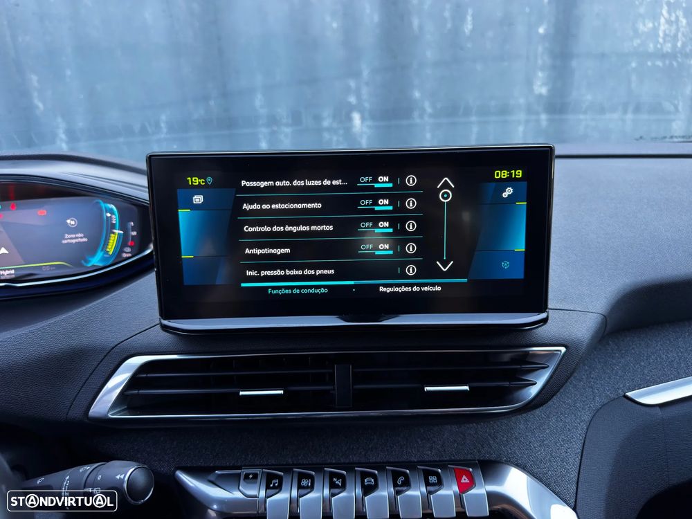 Peugeot 3008 1.6 Hybrid Allure e-EAT8 - 32