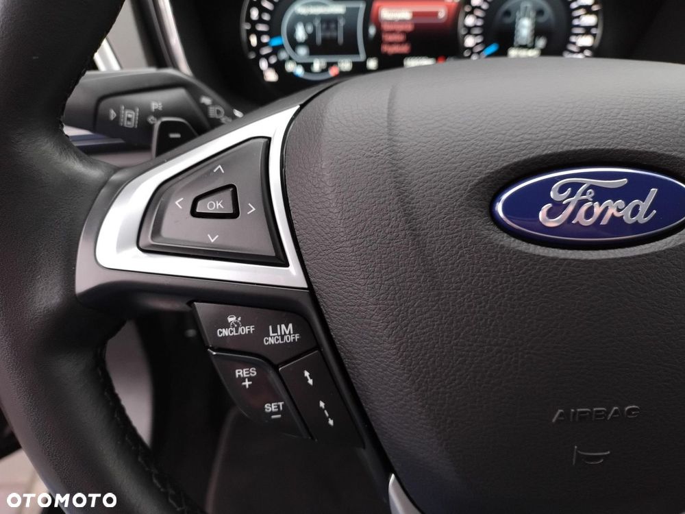 Ford Mondeo 2.0 EcoBlue Titanium - 12