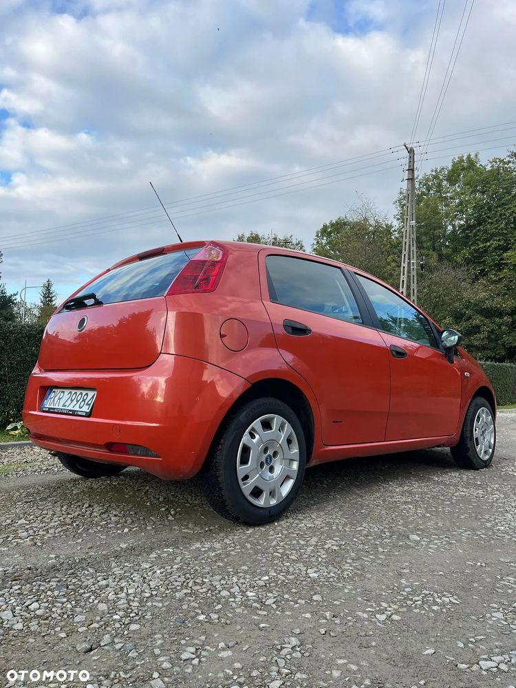 Fiat Grande Punto - 4