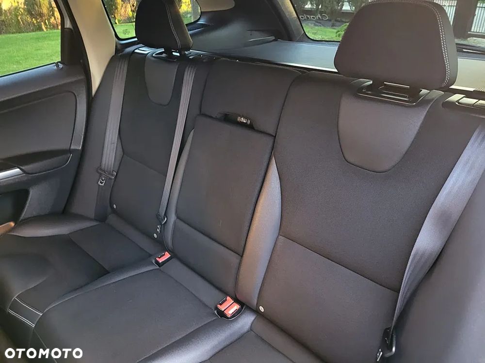 Volvo XC 60 D3 Momentum - 31