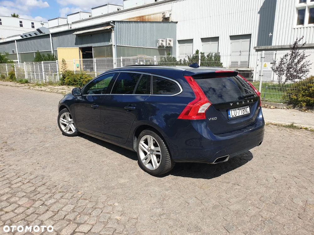 Volvo V60 - 8