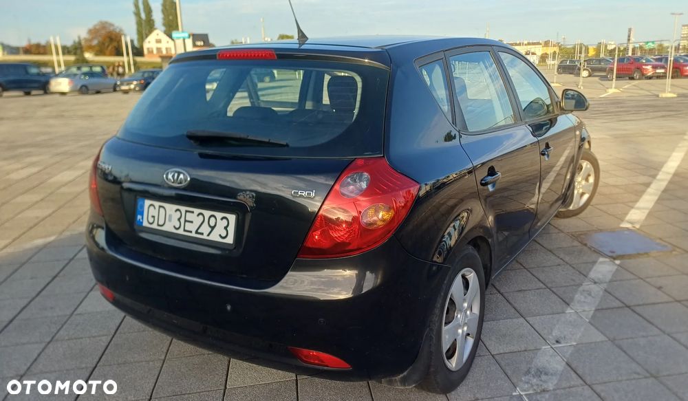 Kia Ceed 2.0 crdi Optimum - 6