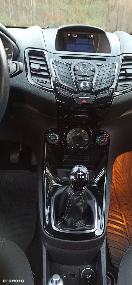 Ford Fiesta 1.0 EcoBoost S&S ACTIVE - 11