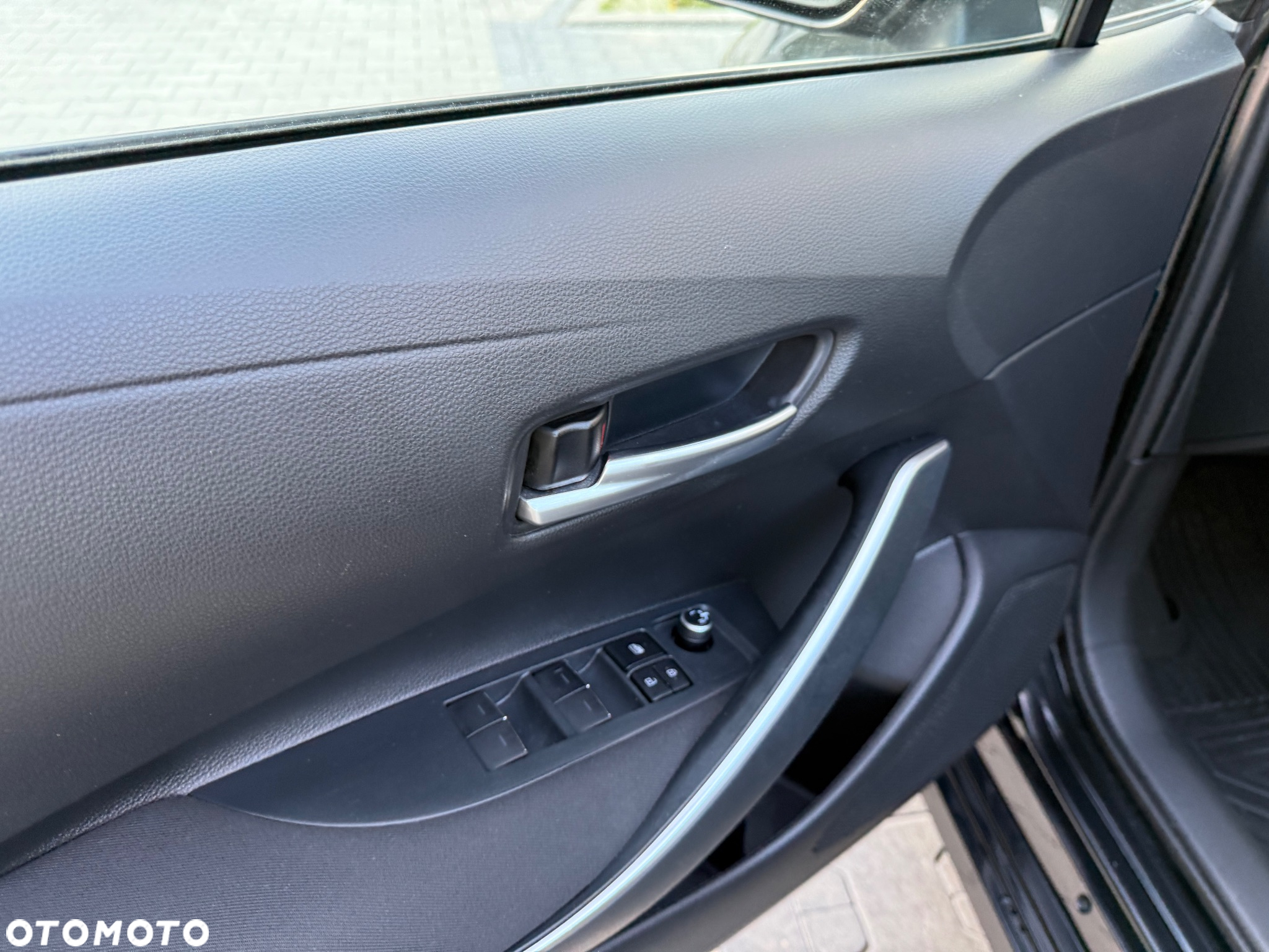Toyota Corolla 1.8 Hybrid GPF Comfort - 29