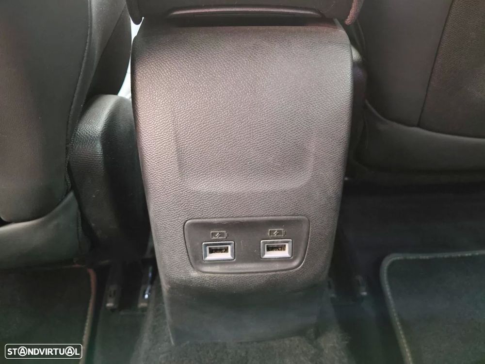 Peugeot e-208 50 kWh GT Line - 21