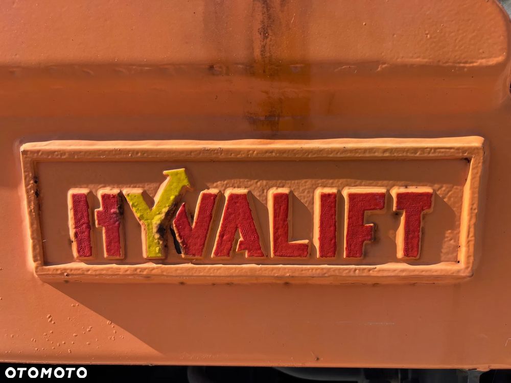 Mercedes-Benz 1833 K - 22