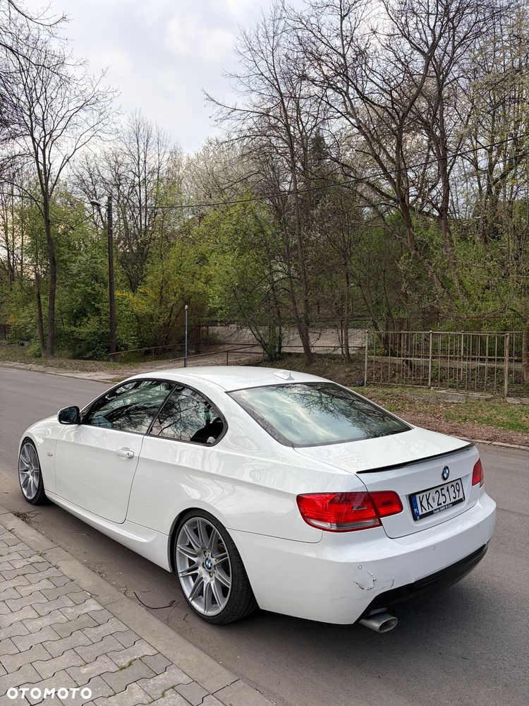 BMW Seria 3 320d - 4