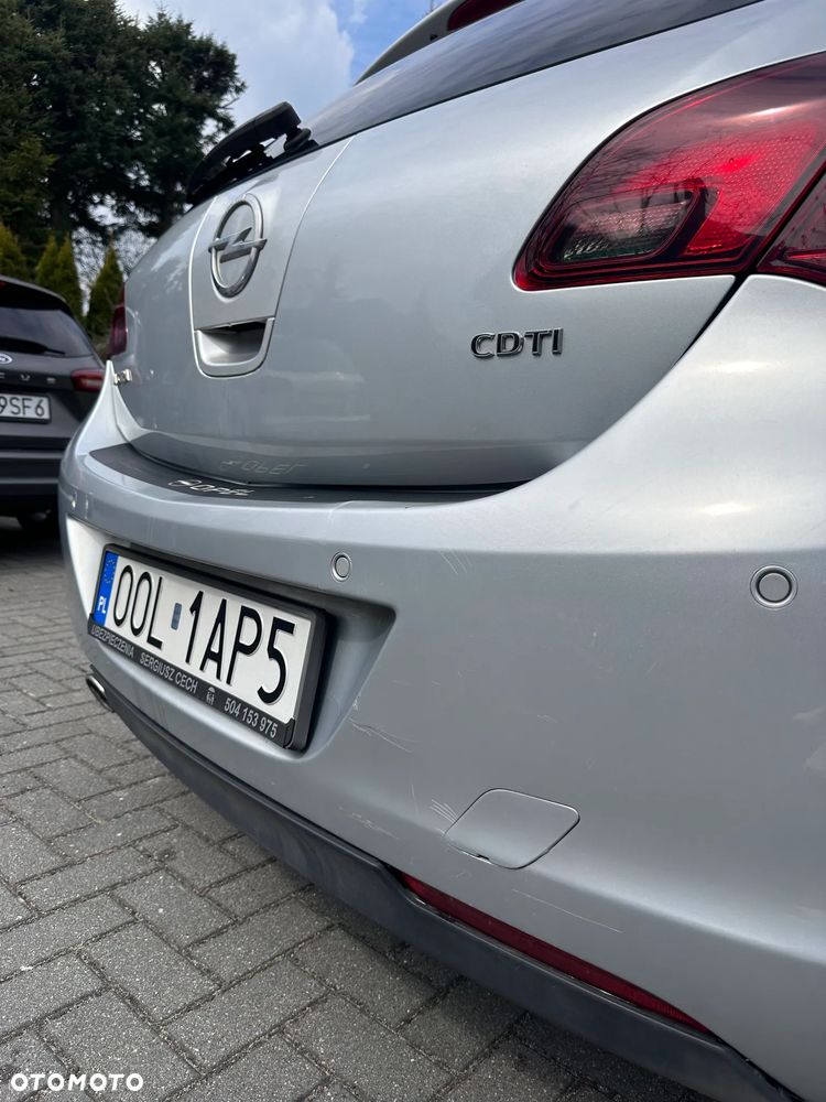 Opel Astra 2.0 CDTI Cosmo - 10