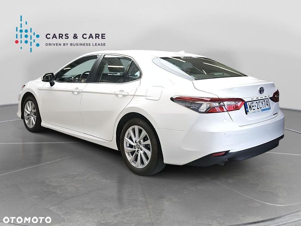 Toyota Camry 2.5 Hybrid Comfort CVT - 25