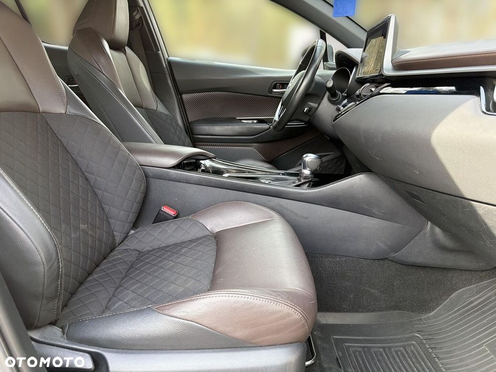 Toyota C-HR 1.8 Hybrid Prestige - 22
