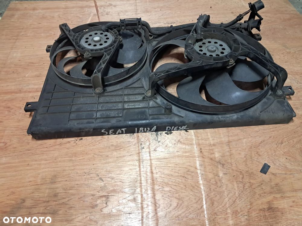 Seat Ibiza III 1.9 diesel Wentylator wody - 9