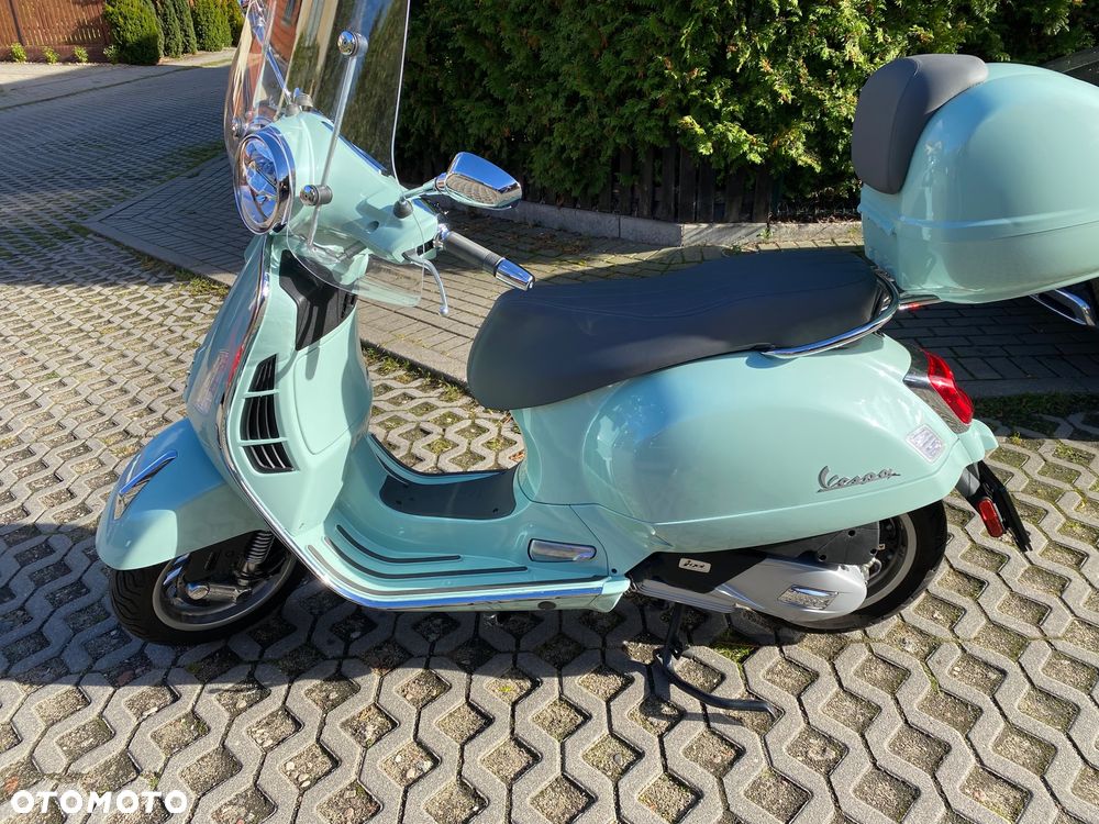 Piaggio Vespa - 2