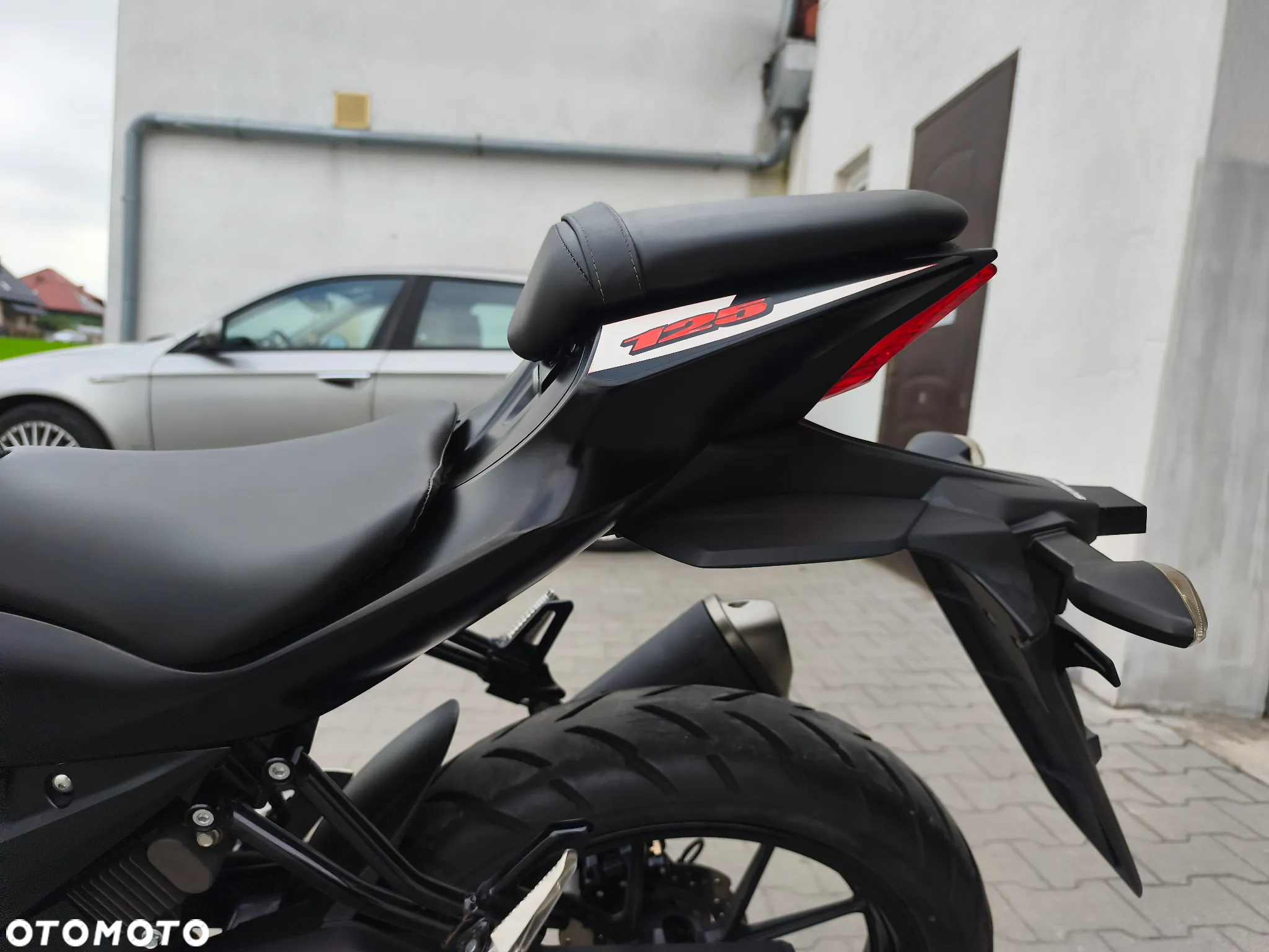 Suzuki GSX-R - 15