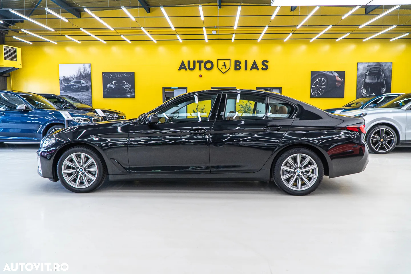 BMW Seria 5 520i AT MHEV - 16