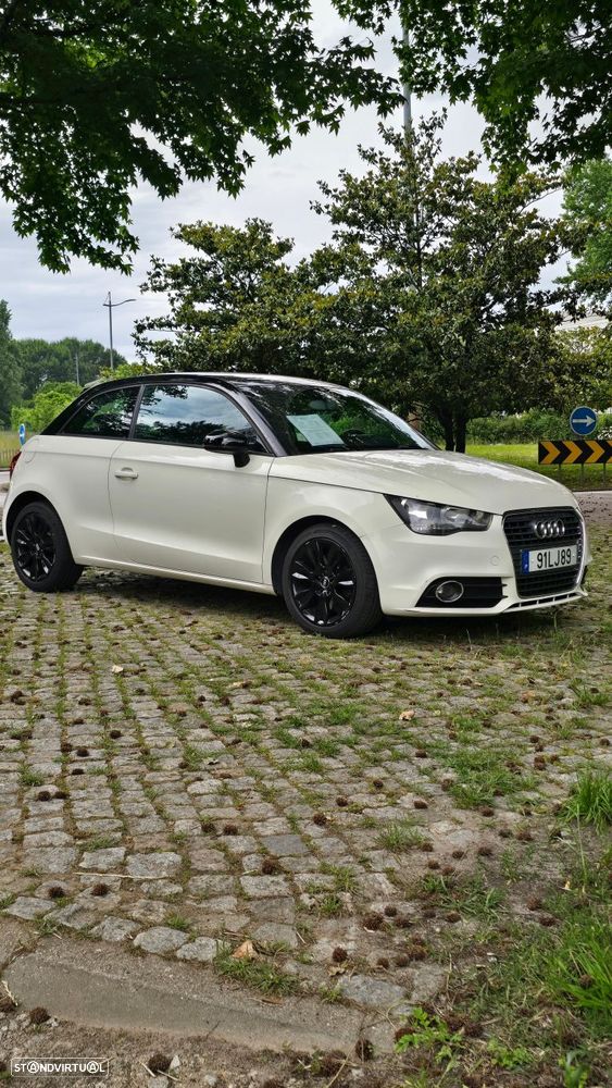 Audi A1 1.6 TDI S-line - 1