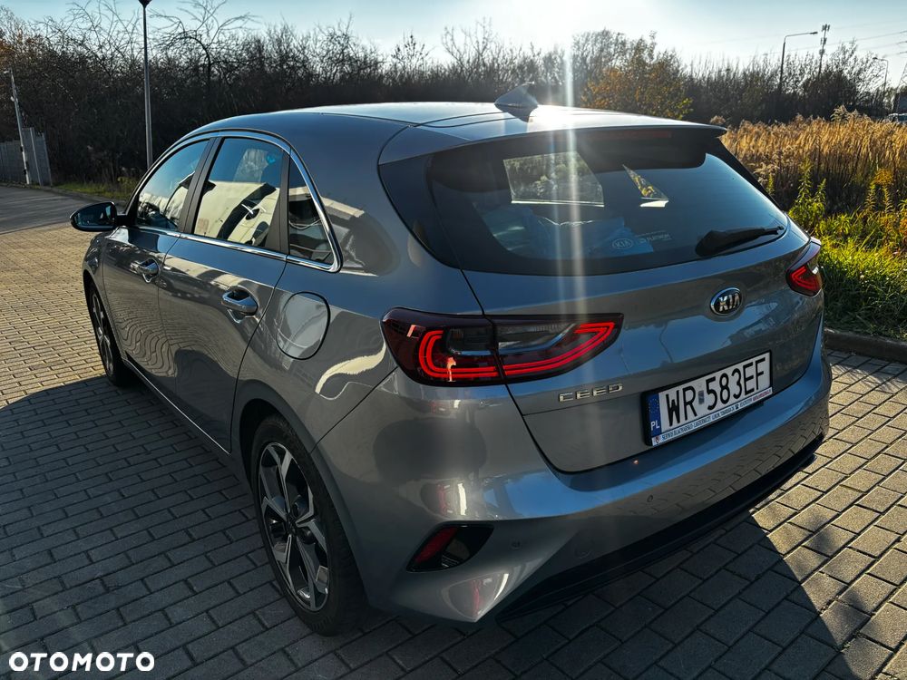 Kia Ceed - 4