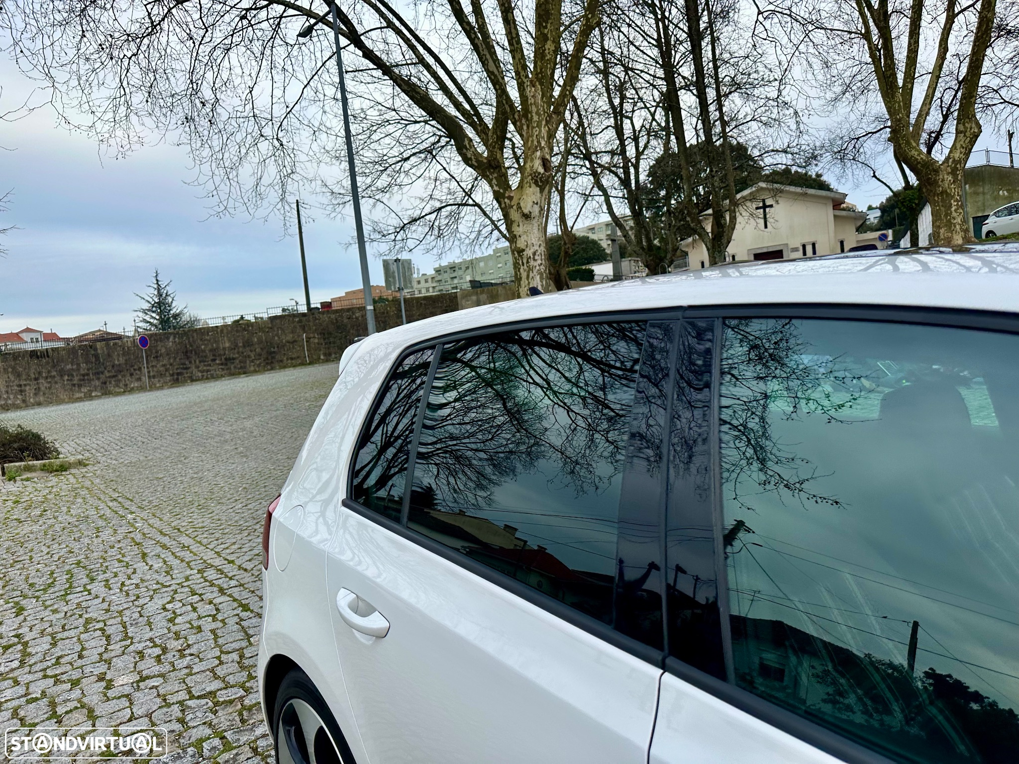 VW Golf 2.0 GTI DSG - 14