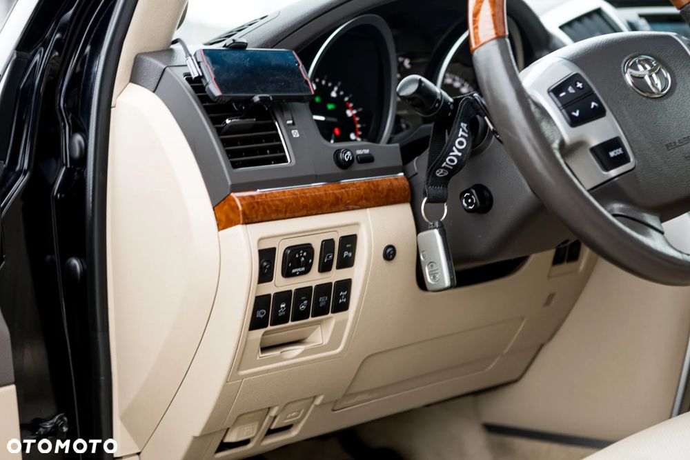 Toyota Land Cruiser LC 4.5 D-4D Prestige - 37