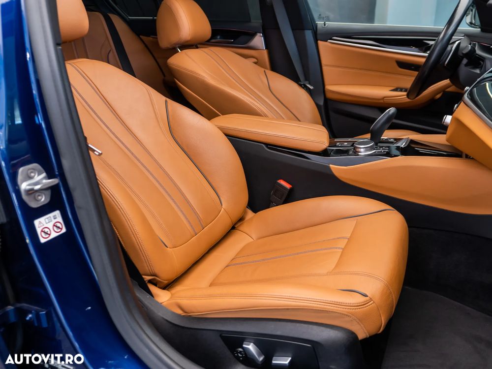 BMW Seria 5 520d Aut. Luxury Line - 9