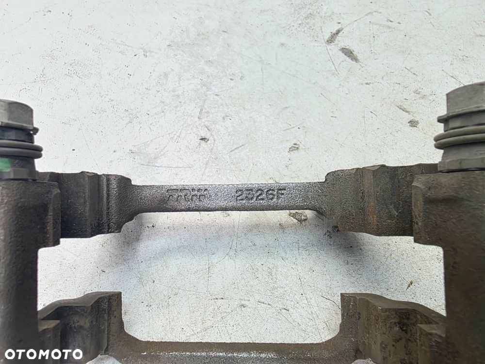JARZMO ZACISKU HAMULCOWEGO TYŁ AUDI A4 A5 Q5 POD TARCZE 330 MM 8330-2326F - 10
