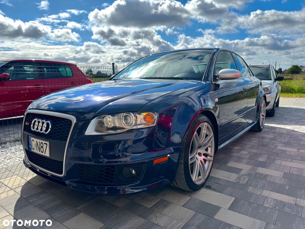 Audi RS4 Limousine ver-standard - 5