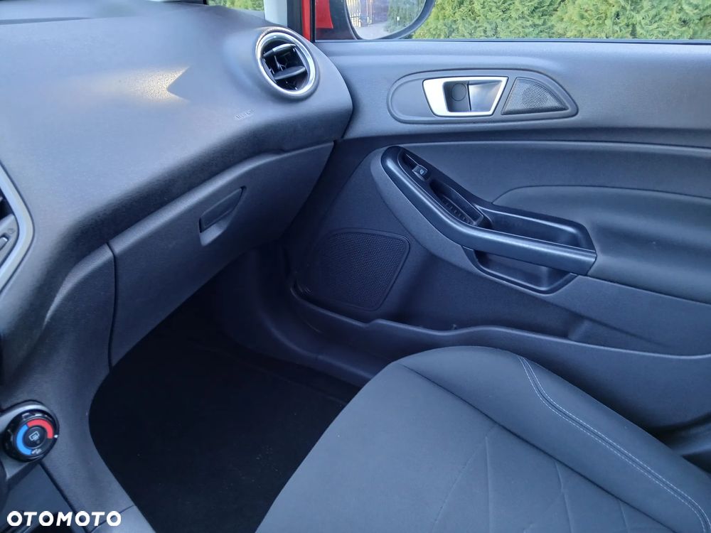 Ford Fiesta 1.25 Silver X (Ambiente) - 17