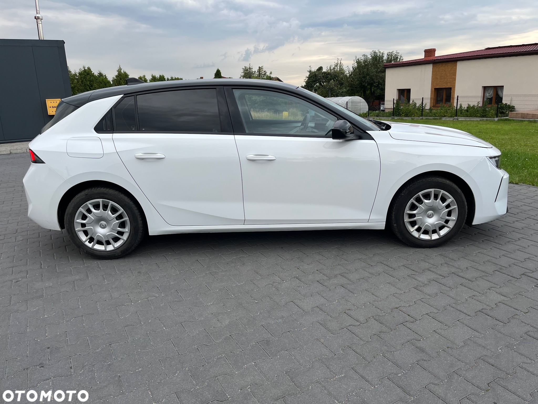 Opel Astra 1.2 Turbo Start/Stop Design&Tech - 14