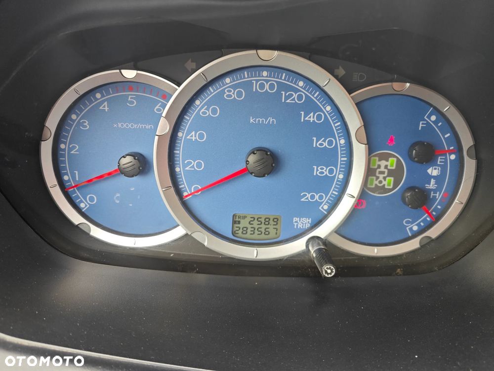 Mitsubishi L200 2.5 DID Intense - 14