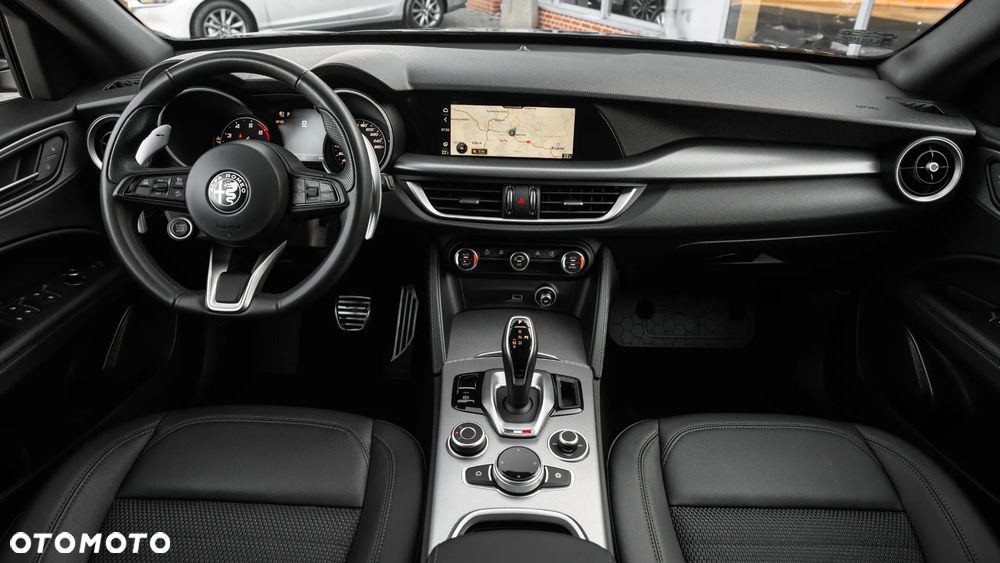 Alfa Romeo Stelvio 2.0 Turbo Sprint Q4 - 25