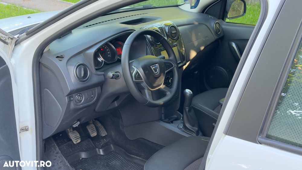Dacia Logan 0.9 90CP Ambiance - 9