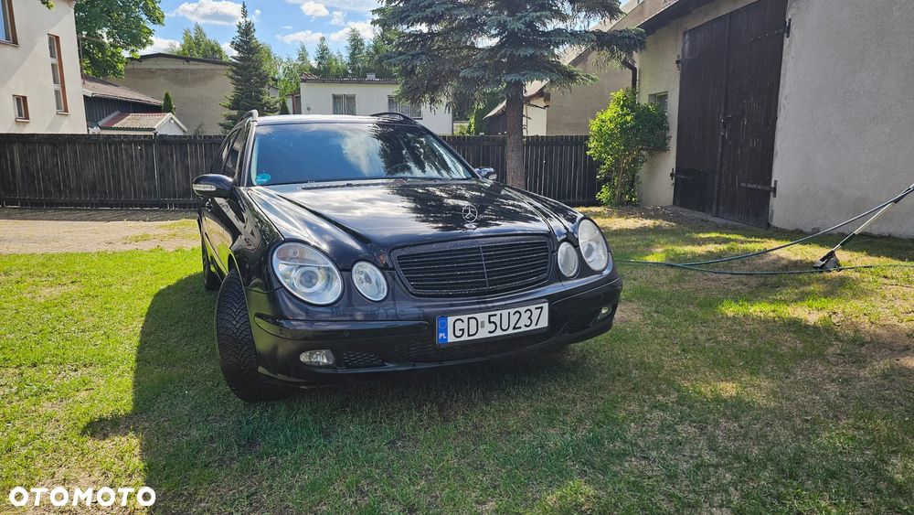 Mercedes-Benz Klasa E 220 CDI T Avantgarde - 3