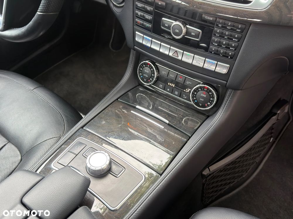 Mercedes-Benz CLS - 37