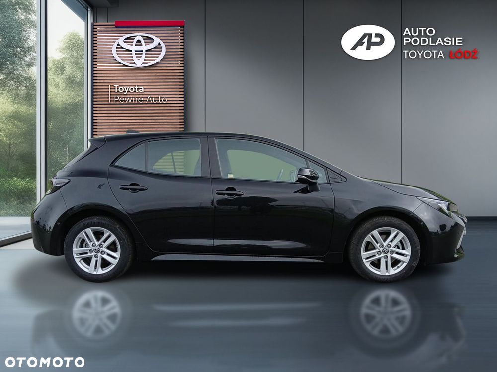 Toyota Corolla - 10
