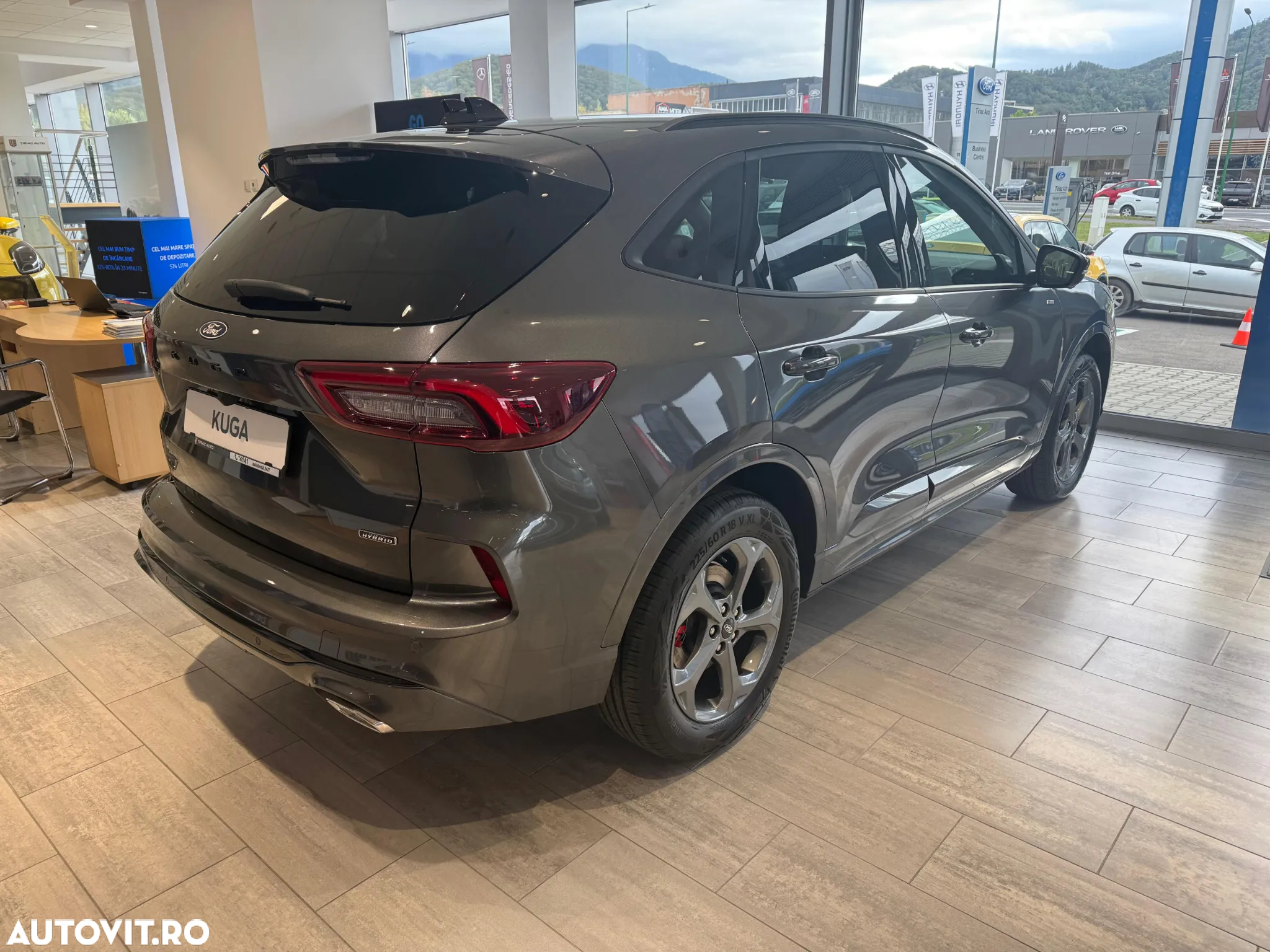 Ford Kuga 2.5 Duratec FWD PHEV ST-Line X - 3