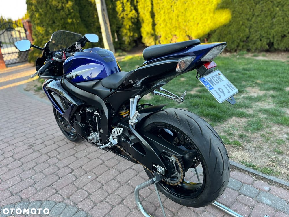 Suzuki GSX-R - 12