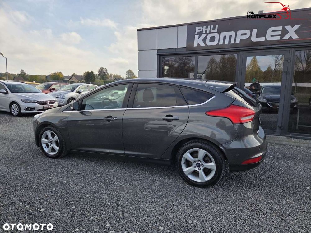 Ford Focus - 8