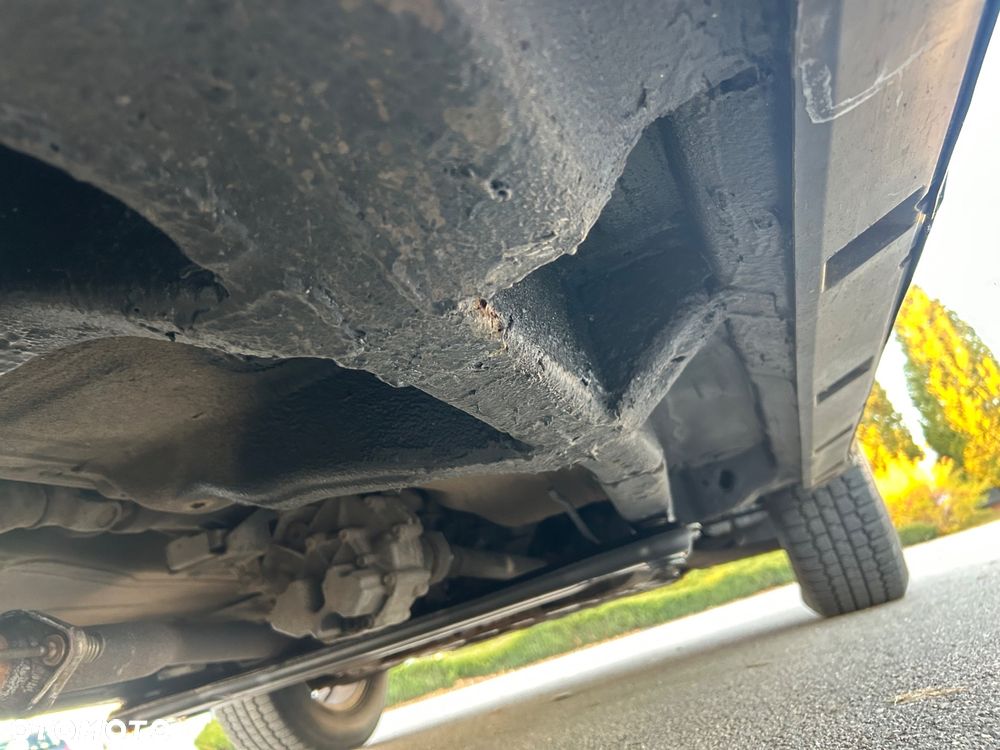 Suzuki Grand Vitara 2.0 - 13