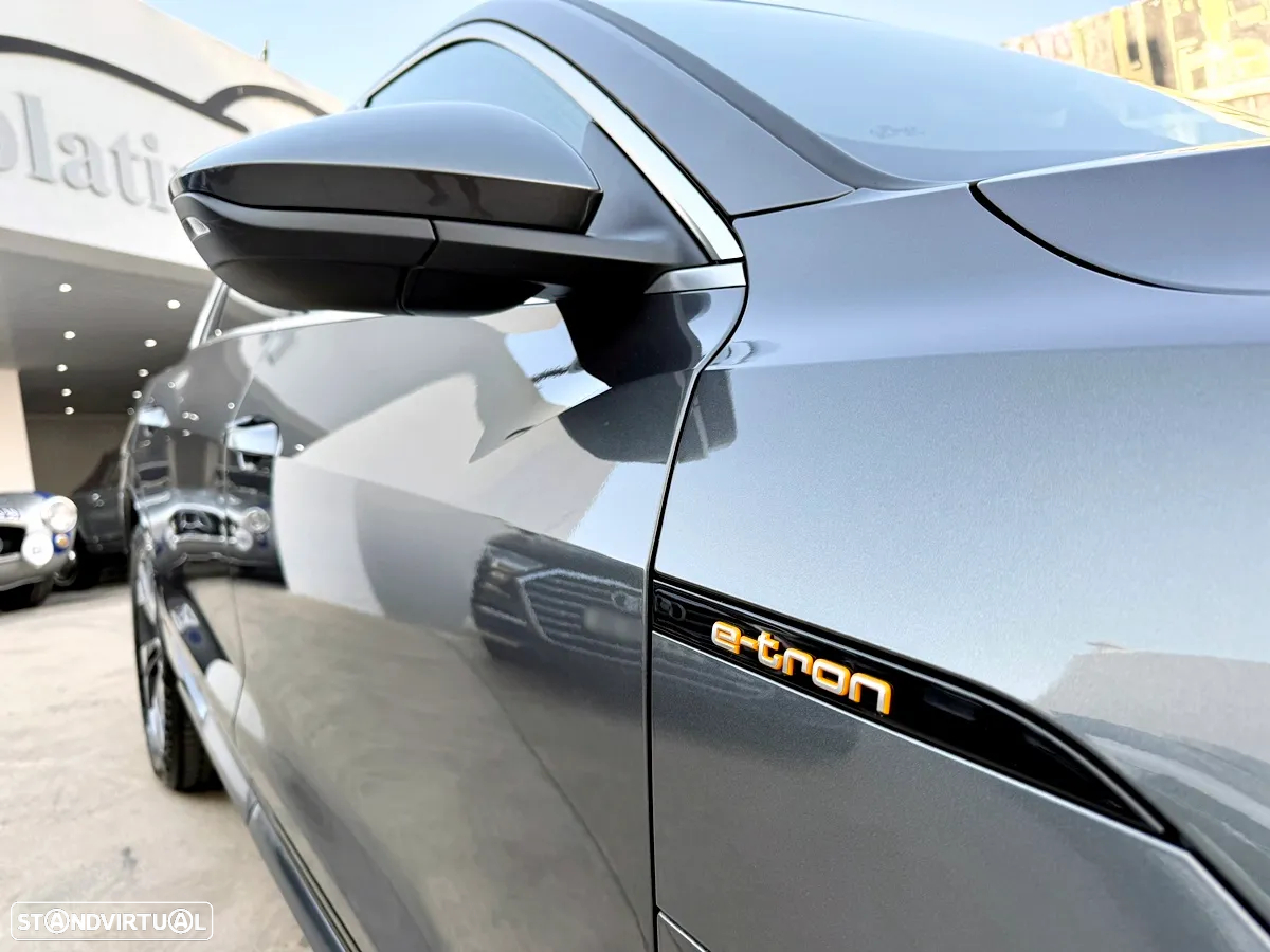 Audi e-tron 55 quattro S line - 44