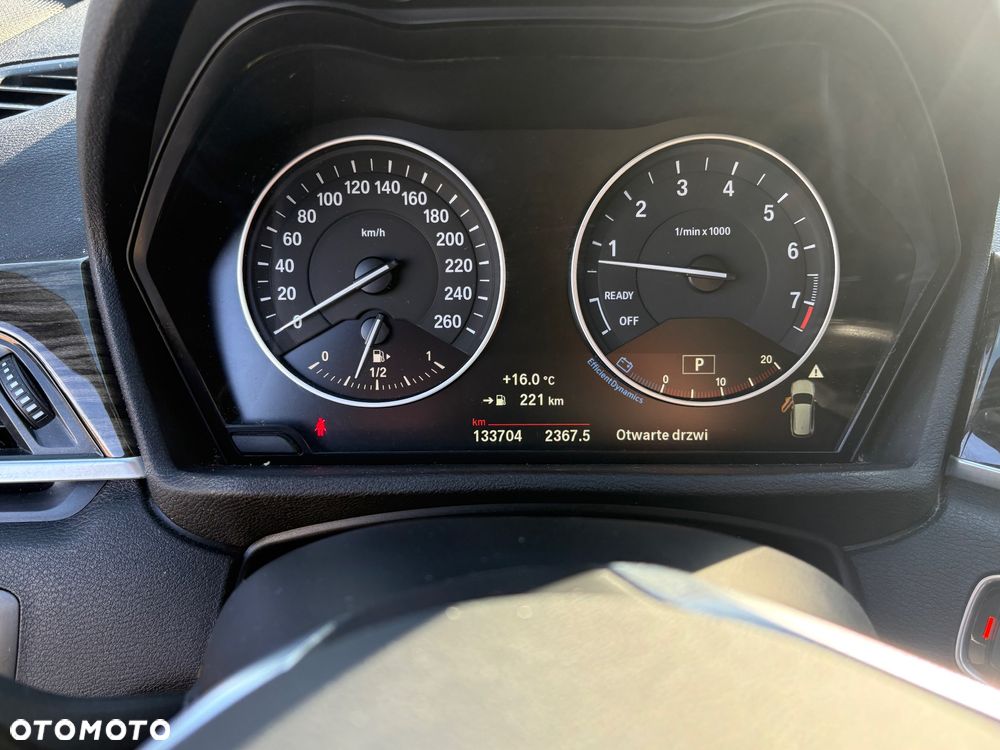 BMW X1 xDrive20i - 20