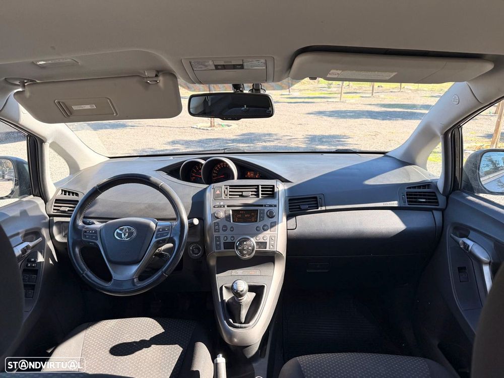 Toyota Verso 2.0 D-4D Energy i-Motion - 13