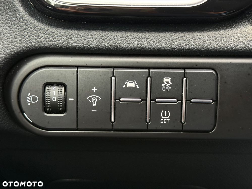 Kia XCeed 1.4 T-GDI OPF VISION - 17
