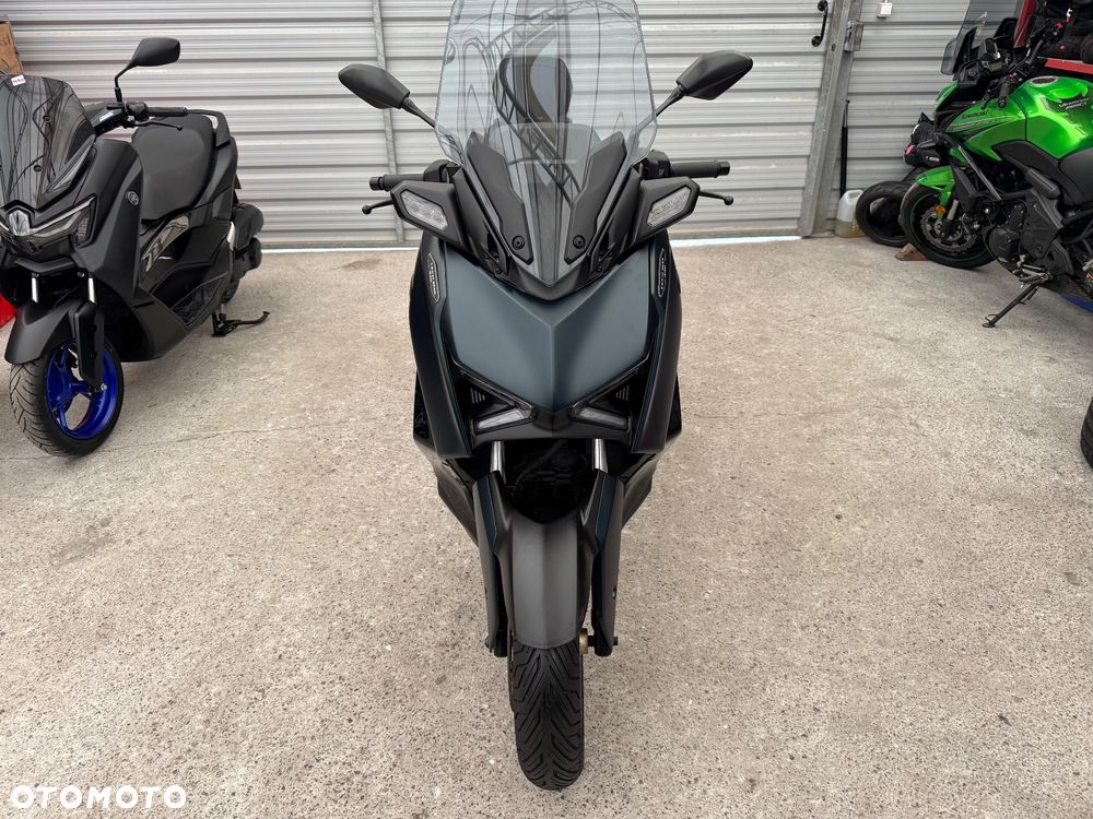 Yamaha X-max - 3