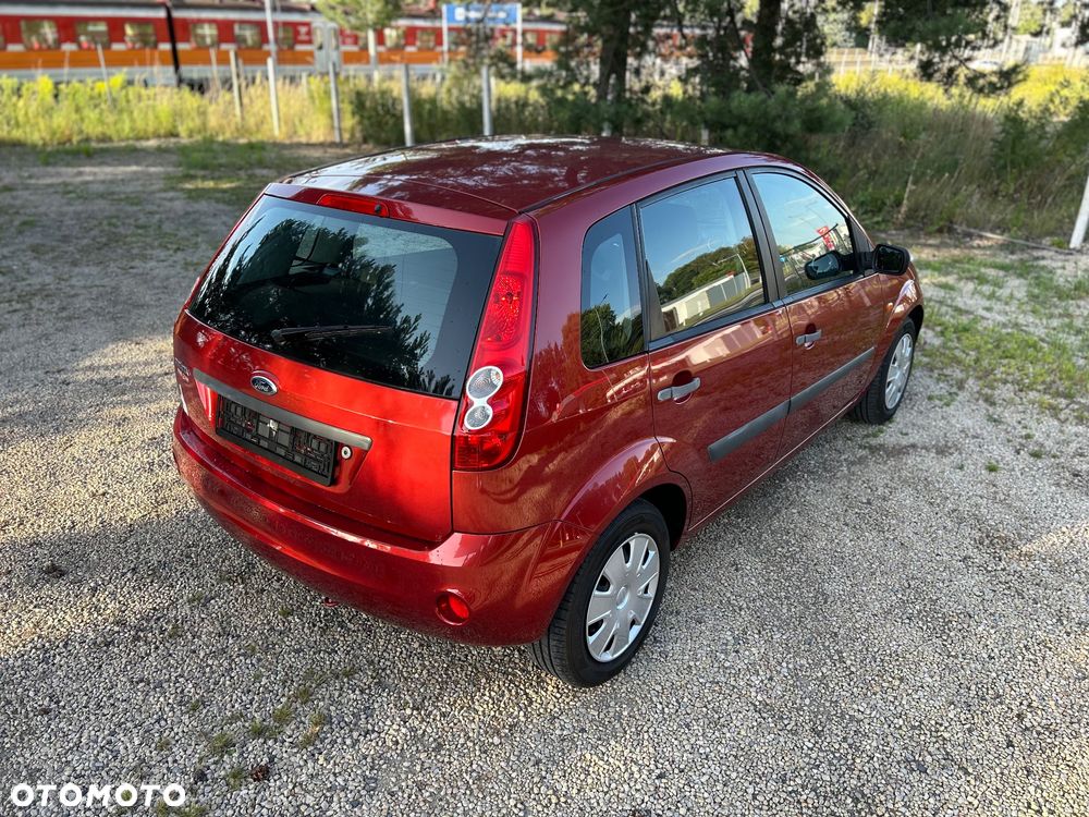 Ford Fiesta 1.3 Style - 19