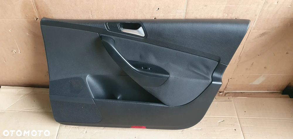 Boczek tapicerka prawy przód przednia prawa VW Passat B6 - 1
