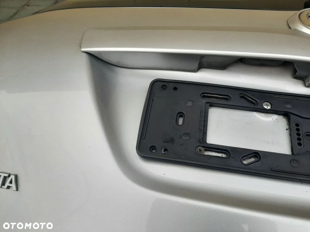Klapa Toyota Verso II Lift 1F7 Zero korozji orginał - 4