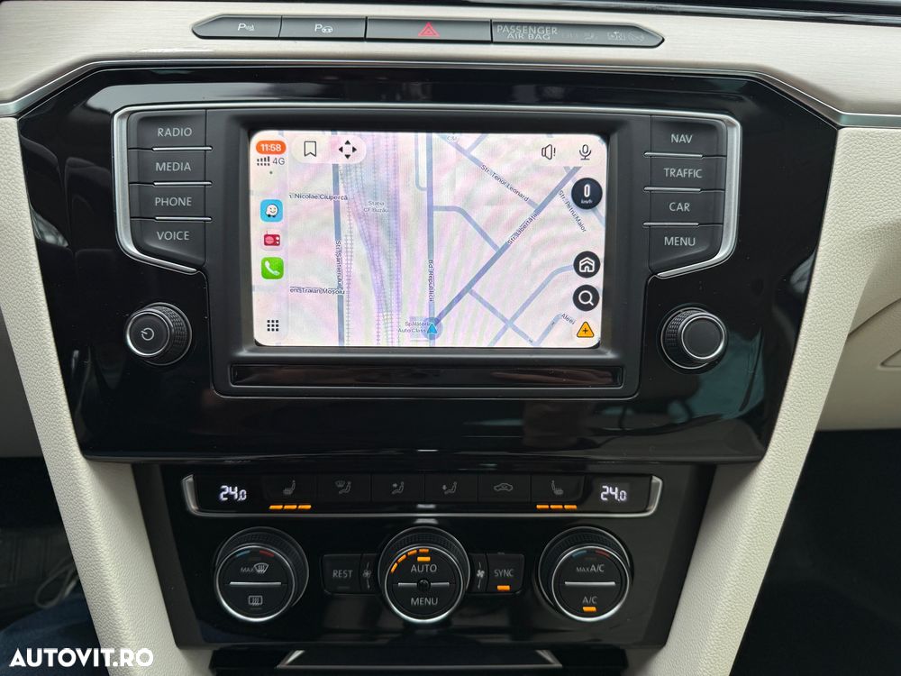 Volkswagen Passat Variant 2.0 TDI SCR DSG BlueMotion Highline - 10