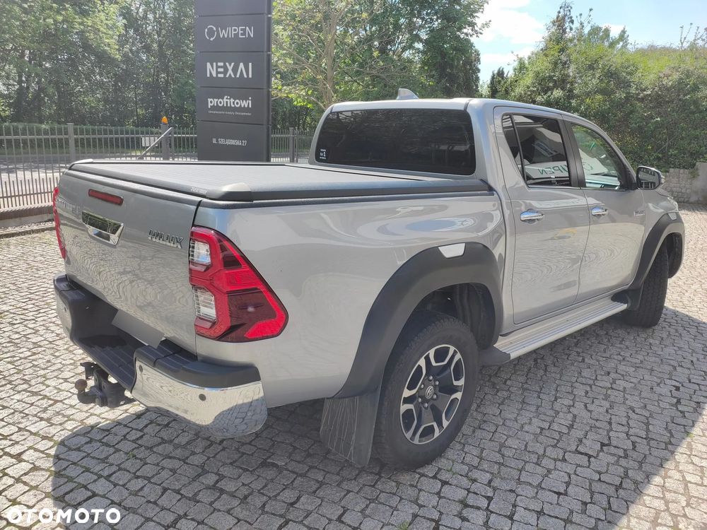 Toyota Hilux 2.8 D-4D Double Cab SR5 4x4 - 3